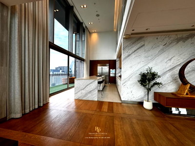 Condos for sale : Ashton Morph 38 420 SQ.M. Duplex Penthouse in the Heart of Sukhumvit  Fully Furnished & Pet Friendly