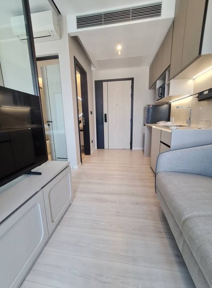 picture ✨𝐓𝐡𝐞 𝐑𝐨𝐨𝐦 𝐏𝐡𝐚𝐲𝐚𝐭𝐡𝐚𝐢 - Fully furniture , ready to move in //contact LineID:@thirdproperty - 4/6