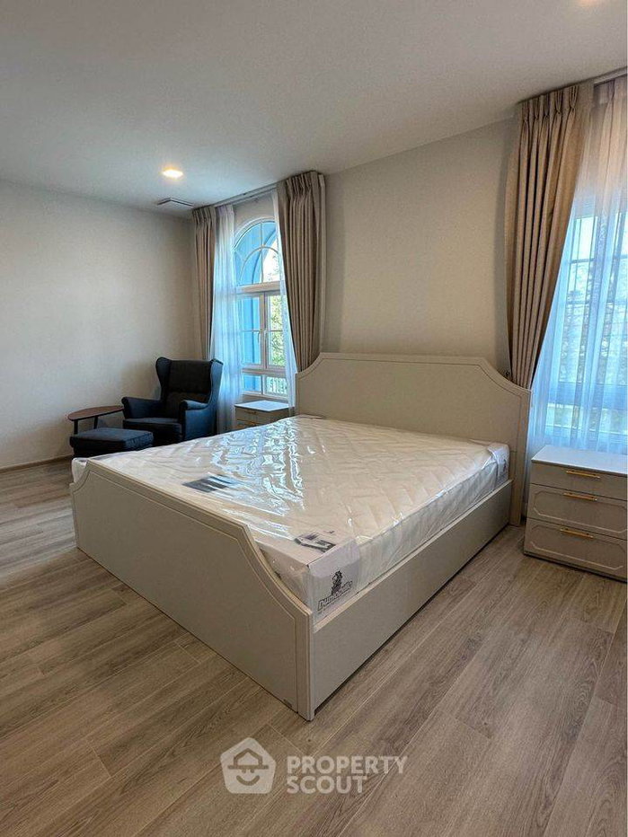 รูป บ้าน 4 ห้องนอน ขนาด 300 ตร.ม. ทำเลบางแก้ว (ID 1927000) - รูปที่ 22/37