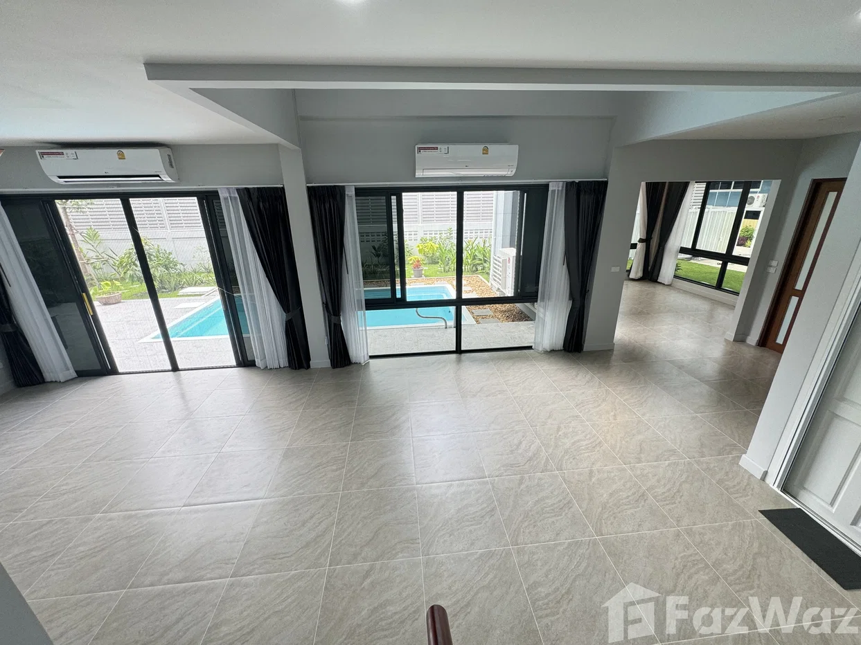 picture 4 Bedroom Villa for rent in Bang Kapi, Bangkok  1929820 - 6/15