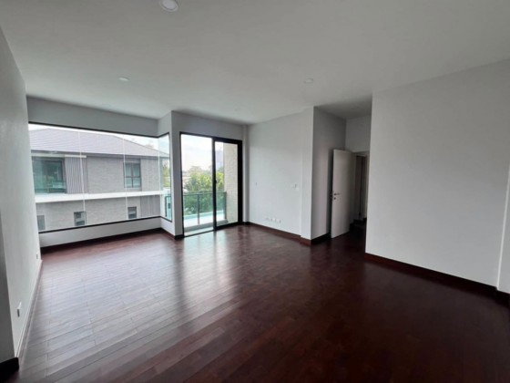 รูป ให้เช่าบ้านเดี่ยว 3 ชั้น โครงการหรู หมู่บ้าน เดอะซิตี้ เอกมัย ลาดพร้าว /ทำเล เลียบด่วน รามอินทรา / ใกล้ แม็คโคร บดินทรเดชา / อยู่อาศัย - รูปที่ 6/11