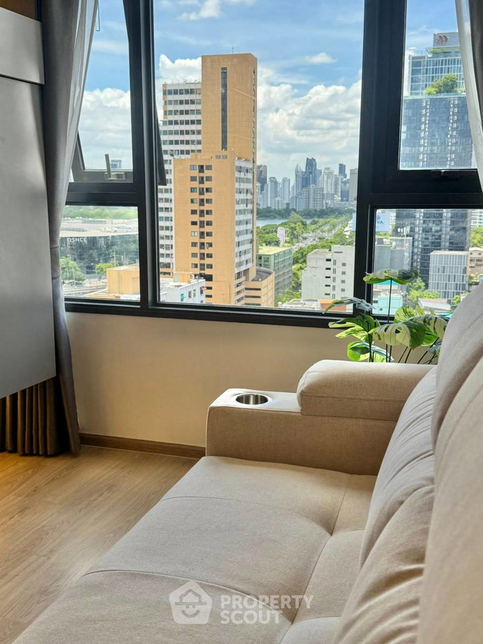 picture 1-BR At LIFE Rama 4 - Asoke Near MRT Queen Sirikit (ID 2253546) - 10/25