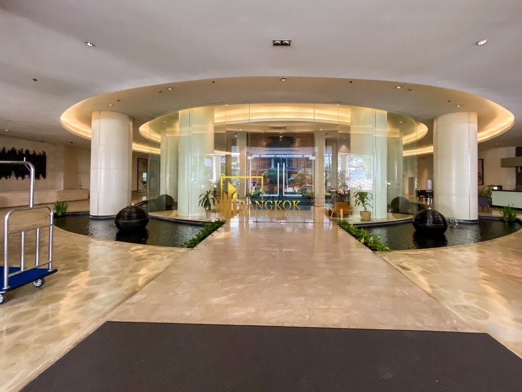 รูป The Rajdamri | Contemporary 2 Bed Duplex Condo in Prime Area - BR18600CD - รูปที่ 32/34