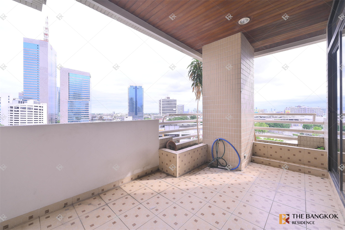 picture Looking for an owner for this special unit Ruamsuk Condominium - 3/10