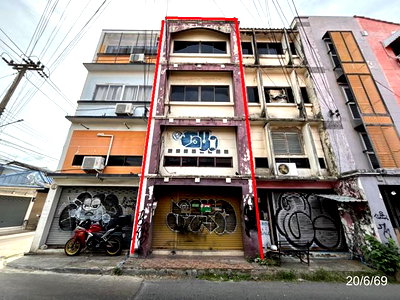 อาคารพาณิชย์ ถนนสุรนารายณ์ นครราชสีมา : อาคารพาณิชย์ 15 ตร.วา เมืองนครราชสีมา นครราชสีมา 2.8M