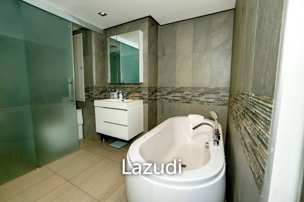 picture Spacious Sea View 1-Bedroom Condo for Sale at Sands - 7/10