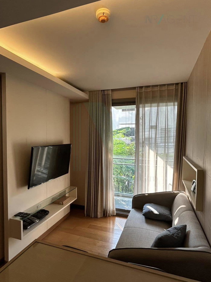 picture For Rent Condo VIA BOTANI Building 1, Floor 2,1 bed room, Room size 35 sqm - 2/8