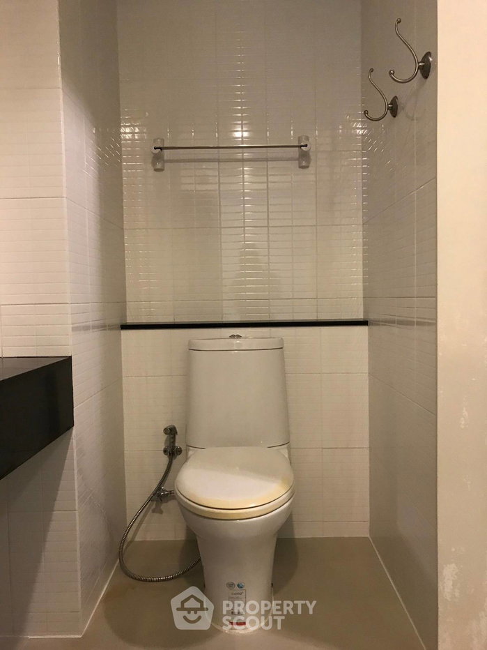 picture 24th-Floor 1-BR Condo At Ideo Ladprao 5 Near MRT Lat Phrao (ID 972284) - 8/13