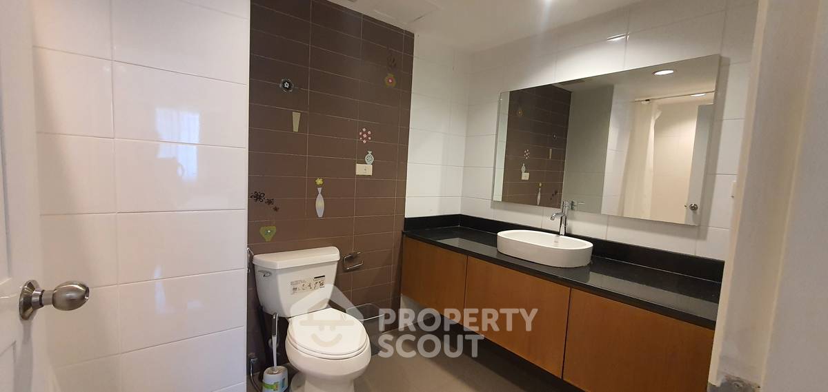picture 3-BR Royal Castle Sukhumvit Near BTS Phrom Phong (ID 886656) - 16/19
