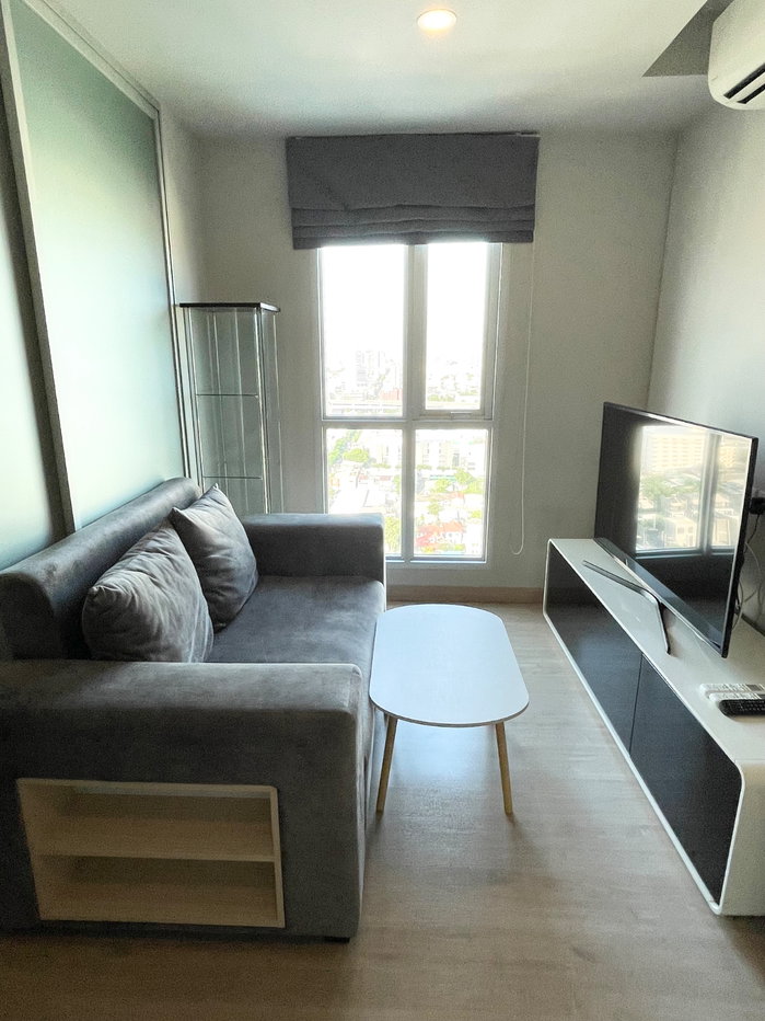 picture For rent Condo Lumpini selected - 10/27