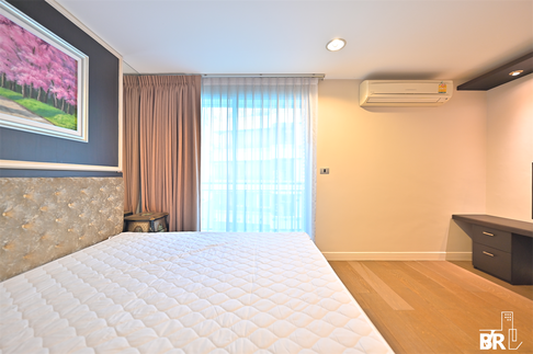 The Crest Sukhumvit 24 Condo Near MRT to Save More Time near BTS Phrom Phong