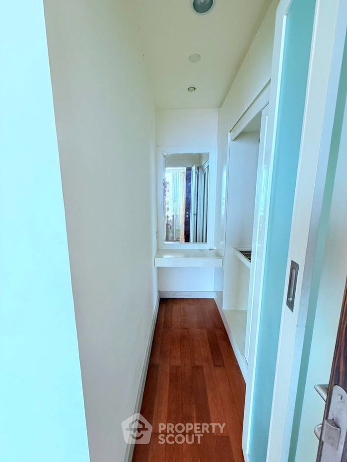 picture 2-BR Watermark Chaophraya Near BTS Krung Thon Buri (ID 2164081) - 6/6