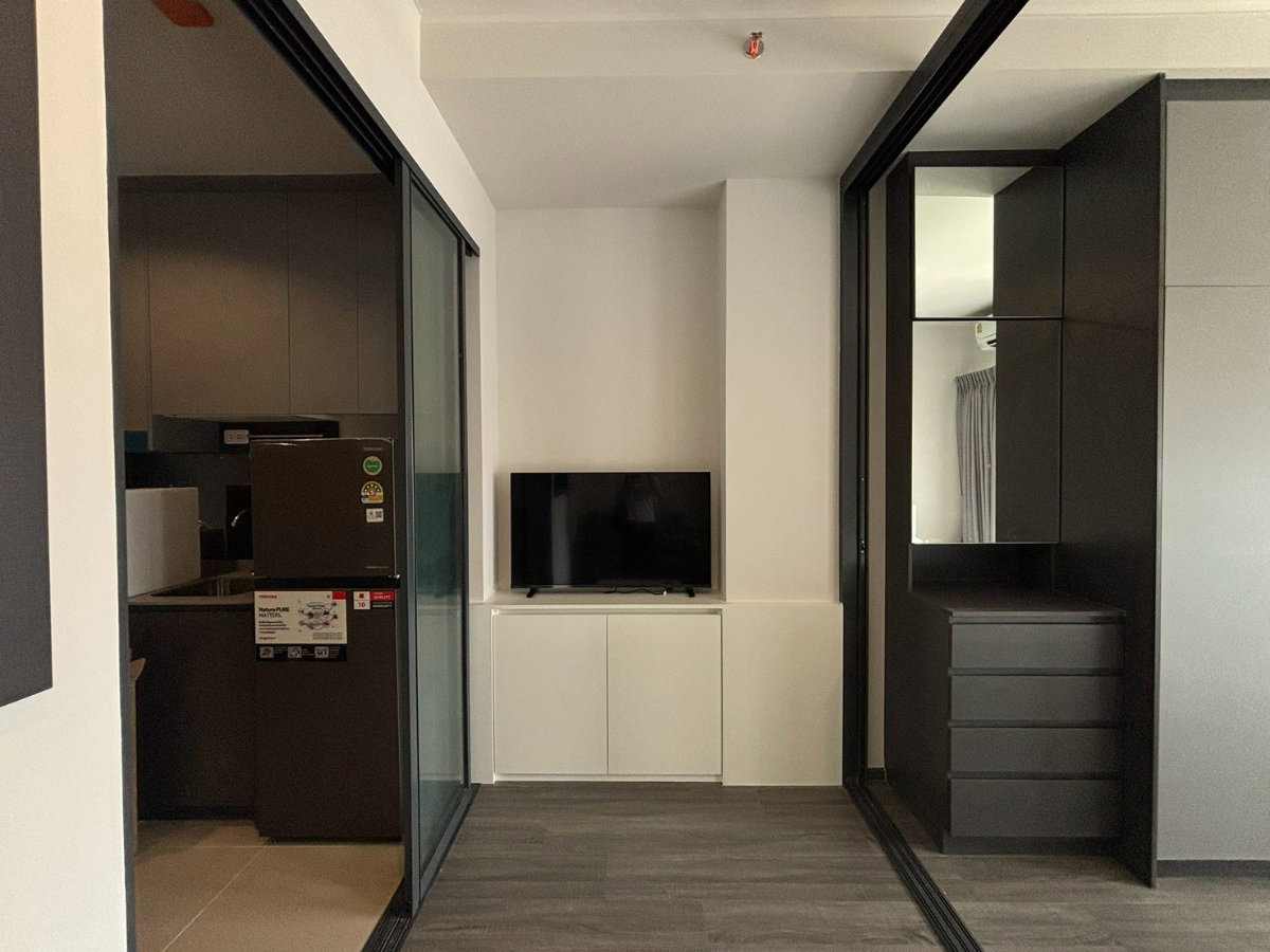 รูป For Rent: Ideo Sukhumvit-Rama 4 Fully Furnished unit with nice view near BTS Phrakhanong - รูปที่ 4/14