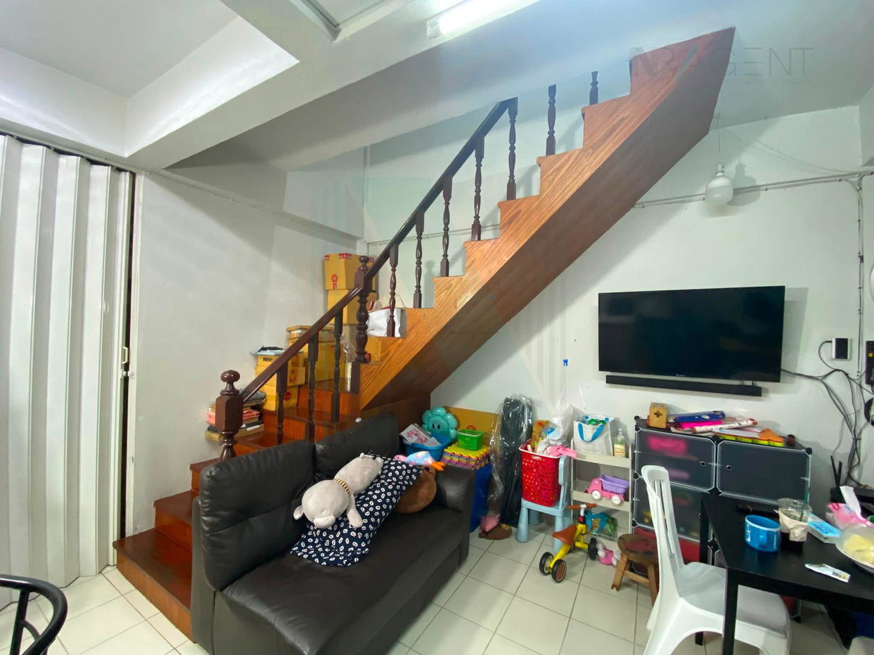รูป ขายทาวน์เฮาส์ โครงการ หมู่บ้านไพโรจน์ บางนา 2 ชั้น 2 ห้องนอน 2 ห้องน้ำ - รูปที่ 4/8