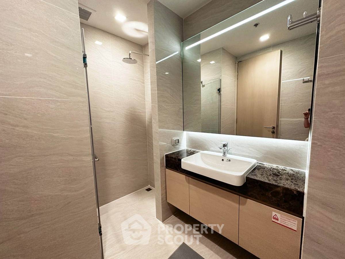 picture 32nd-Floor 2-BR Condo At Noble State 39 Near BTS Phrom Phong (ID 3156844) - 8/16