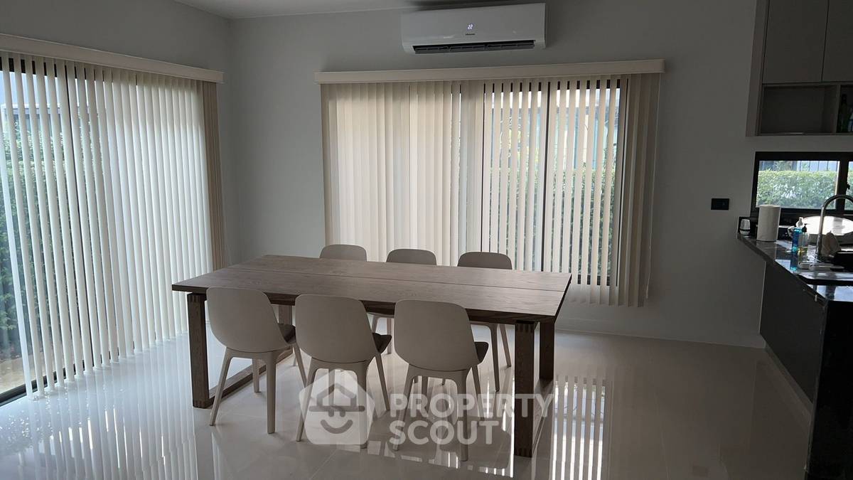 picture 273 Sqm 4-BR House For Rent At Setthasiri-Krungthep Kreetha 2 (ID 1111718) - 3/6