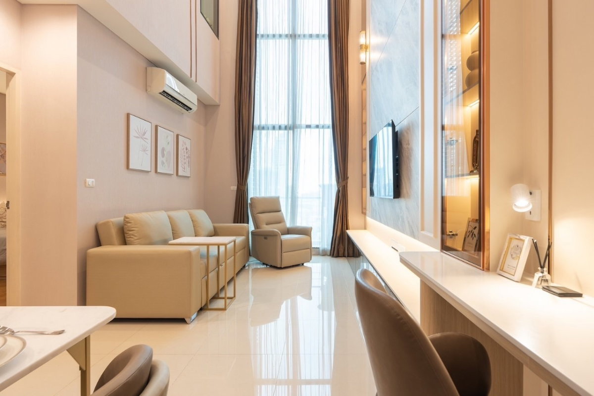 รูป 🔥 VILLA ASOKE – RARE DUPLEX 2BEDROOM WITH DOUBLE-HEIGHT CEILINGS AT 17.5MB 🔥 - รูปที่ 23/25
