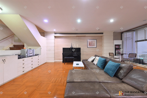 Premier Condominium near BTS Phrom Phong