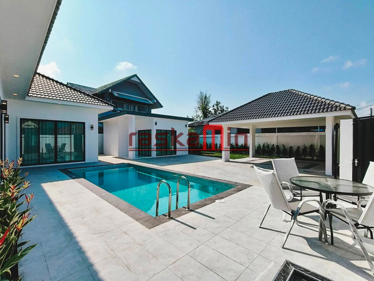 รูป หมู่บ้านพัทยากรีนวิลล์ – บ้านพูลวิลล่า 4 ห้องนอน ขาย 9.9 ล้านบาท - รูปที่ 1/15