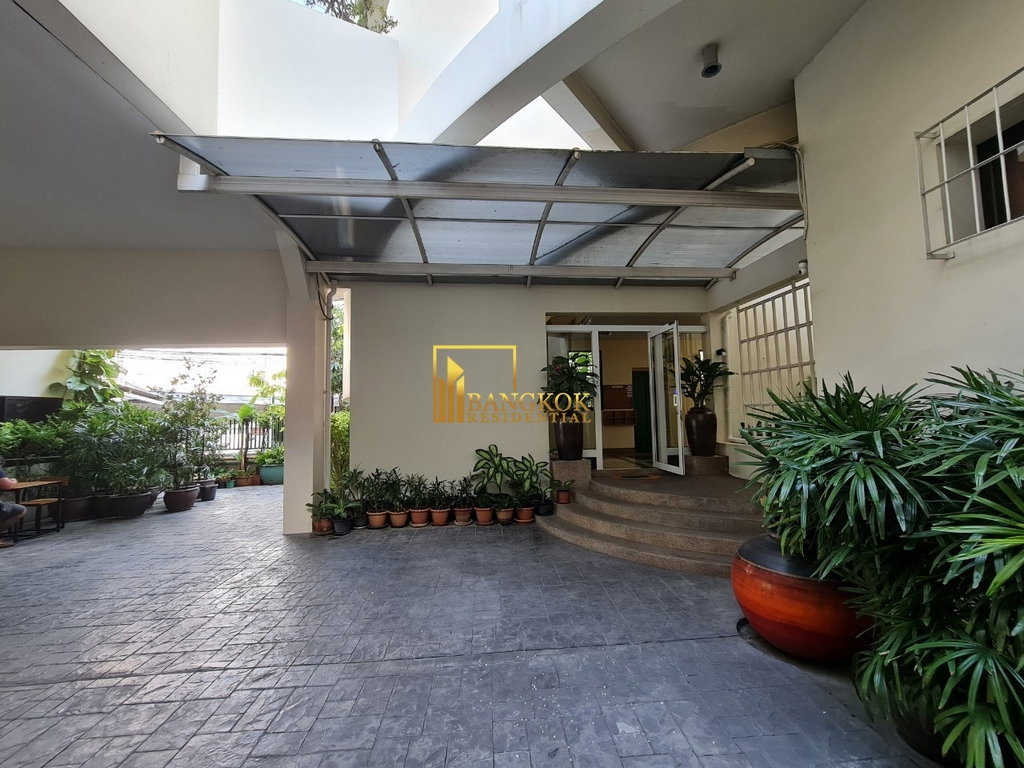 picture Elegant 3 Bedroom Apartment in Sathorn - BR0110AP - 31/31
