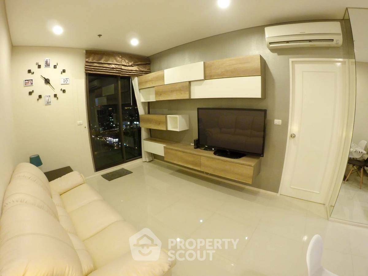 picture 200m To MRT Phetchaburi: 31st-Floor 1-BR Villa Asoke (ID 511367) - 2/9