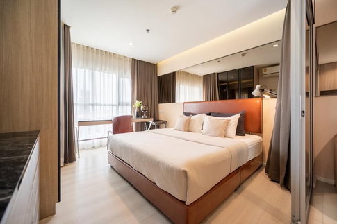 🏙️✨ FOR RENT: Aspire Sukhumvit 48 — PREMIUM HIGH-FLOOR MODERN LIVING NEAR BTS PHRA KHANONG!  💰 Rental Price: 17,500 THB/month 