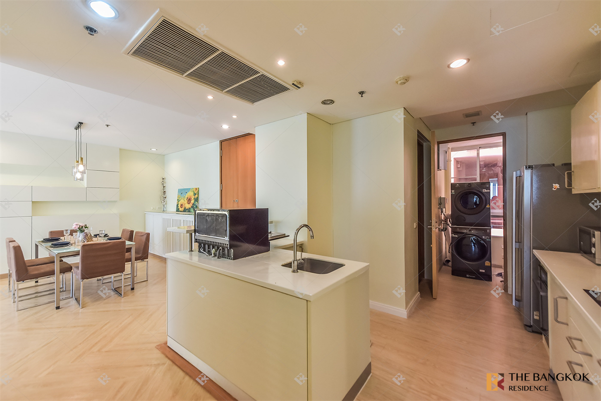 picture Great price, prime location The Royal Saladaeng near BTS Sala Daeng - 6/10