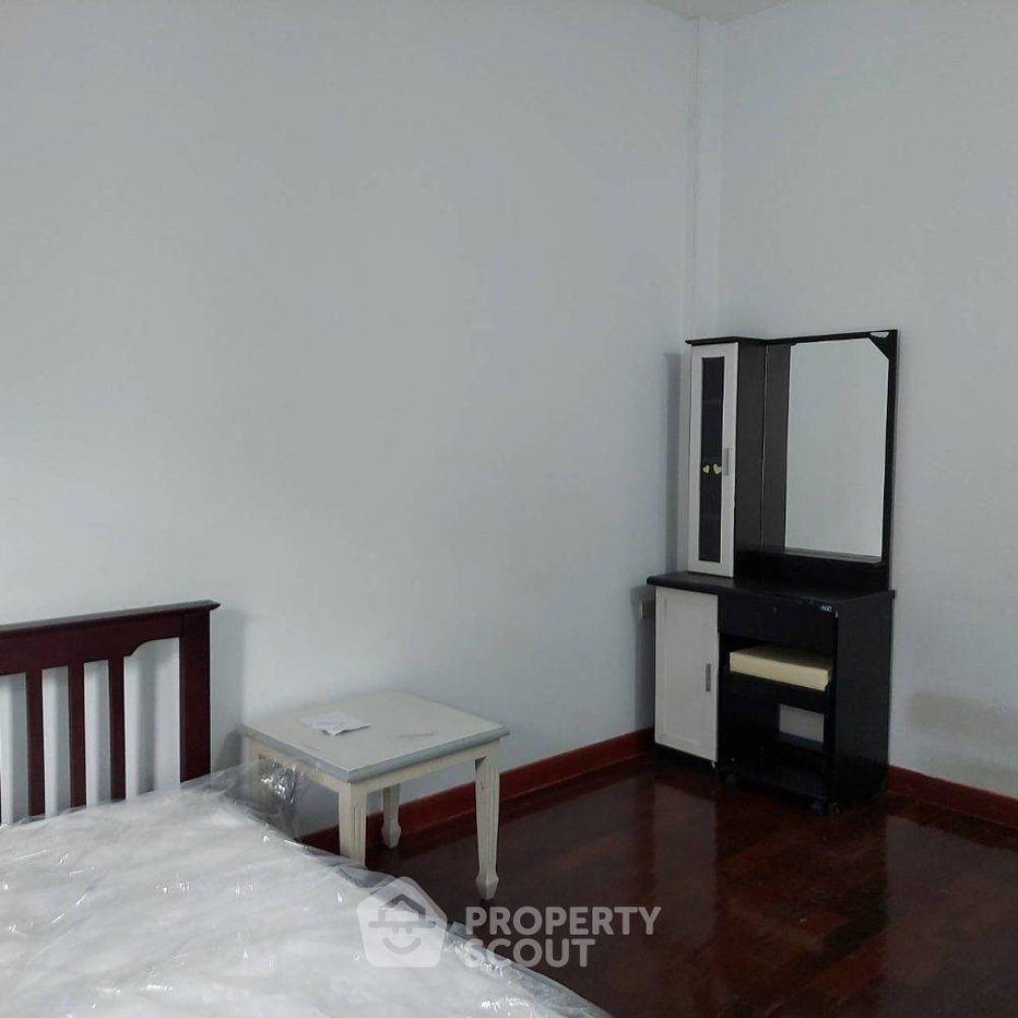 รูป ทาวน์เฮาส์ 3 ห้องนอน 263 ตร.ม. Baan Klang Muang The Paris Rama 9-Ramkamhaeng ARL หัวหมาก (ID 1417160) - รูปที่ 10/16