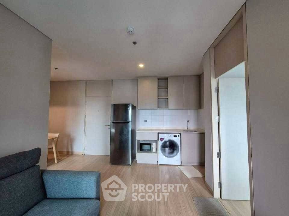 picture 2-BR Condo At Lumpini Suite Phetchaburi–Makkasan, 20th Floor Near ARL Makkasan (ID 2455735) - 3/10
