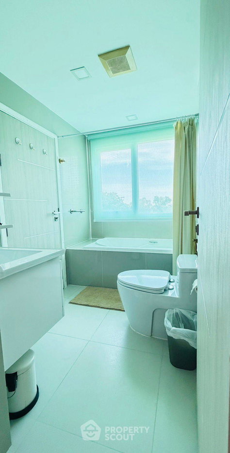 รูป คอนโดหนึ่งห้องนอน One Tower Pratamnak ย่านพระตำหนัก ชลบุรี (ID 3157187) - รูปที่ 16/17