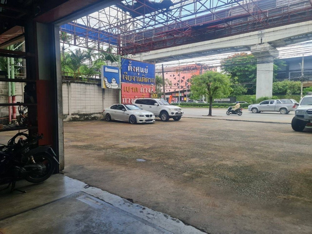 picture Shophouse for Rent Srinakarin Road - 3/9