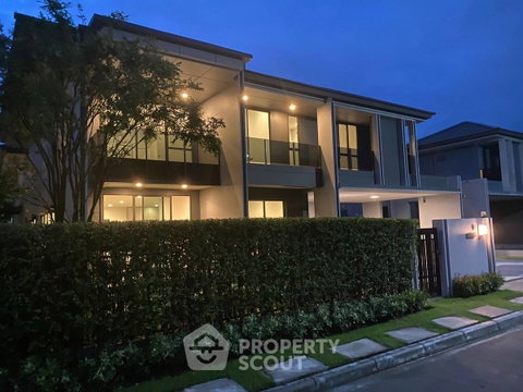 273 Sqm 4-BR House For Rent At Setthasiri-Krungthep Kreetha 2 (ID 1111718)