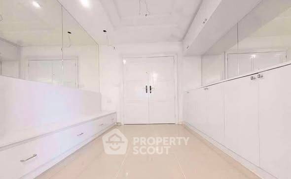 picture 3-BR 220 Sqm | President Park Condominium | MRT Queen Sirikit (ID 2828495) - 4/5