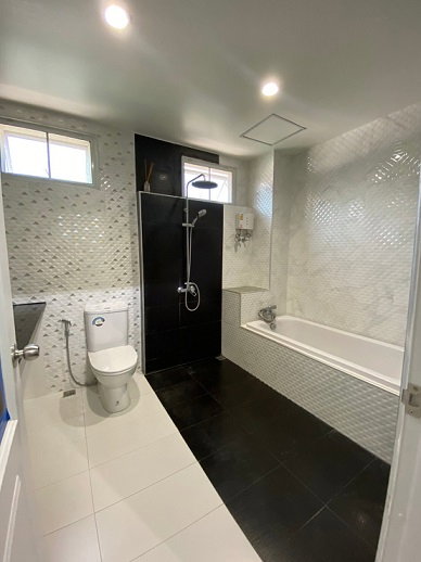 รูป ให้เช่าทาวน์โฮม 3 ชั้น Renovate ใหม่ทั้งหลัง สวยมาก ซอยสุขุมวิท 54 ใกล้ BTS อ่อนนุช ทำเลดีมาก แอร์ 4 เครื่อง เหมาะเป็น Studio , สำนักงาน จดบริษัทได้ - รูปที่ 11/13