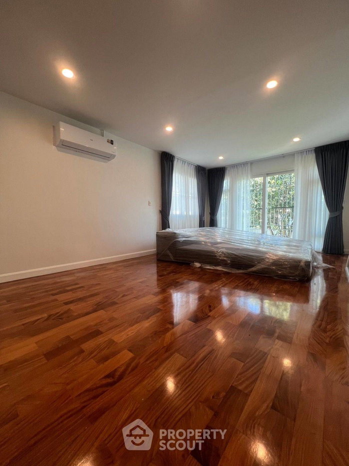 picture Pet-Friendly 7-BR House With 1,000 Sqm In Bang Kaeo (ID 2107543) - 17/49