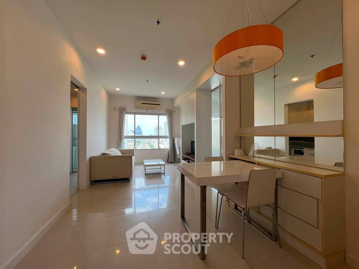 picture 19th-Floor 1-BR Q House Sathon 100m To BTS Krung Thon Buri (ID 3156613) - 7/10