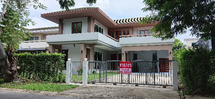 รูป บ้านเดี่ยวในหมู่บ้านหรู2ชั้น5นอน5น้ำ1โถง1ครัวฟรั่ง1ห้องครัวไทย2จอด - รูปที่ 1/31