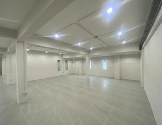 รูป ให้เช่าอาคารสำนักงาน / พื้นที่ ชั้น 1 เท่านั้น / ซอยปรีดีพนมยงค์ 14 สุขุมวิท 71 / จอดรถ 10 คัน / เหมาะ คลีนิค , สปา , สำนักงาน , online , อื่น ๆ - รูปที่ 12/14