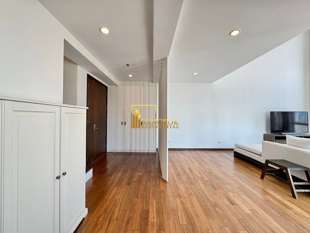 รูป The Rajdamri | Contemporary 2 Bed Duplex Condo in Prime Area - BR18600CD - รูปที่ 6/34