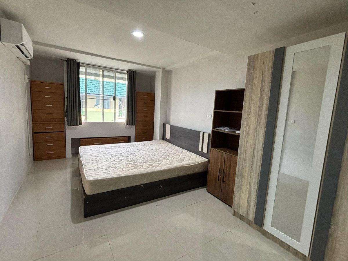 รูป ปล่อยเช่า ห้องใหญ่ คอนโดพาร์คแลนด์ บางนา - รูปที่ 4/8