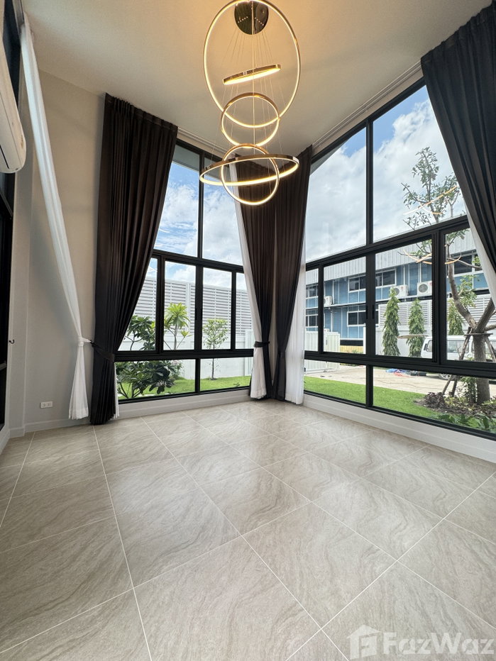 picture 4 Bedroom Villa for rent in Bang Kapi, Bangkok  1929820 - 12/15
