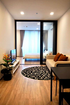Condos for rent : Code:KJ7361  for rent XT PHAYATHAI // Line ID: @kjcondo (with @) //