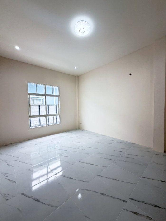รูป 🏡 ขายบ้านเดี่ยวหลังใหญ่ ในหมู่บ้านพนาสิริ 2 ใจกลางเมือง ราคาสุดคุ้ม - รูปที่ 7/18