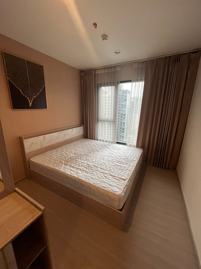 รูป Life Asoke Hype | ราคา 18,000 บาท | ห้องสวย ทำเลดี เฟอร์นิเจอร์ครบ พร้อมอยู่ - รูปที่ 4/8
