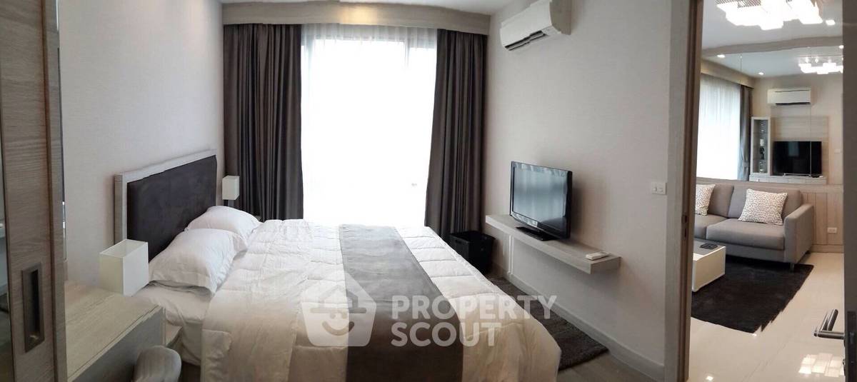 picture 1-BR At Trapezo Sukhumvit 16 Near MRT Queen Sirikit (ID 722331) - 1/13