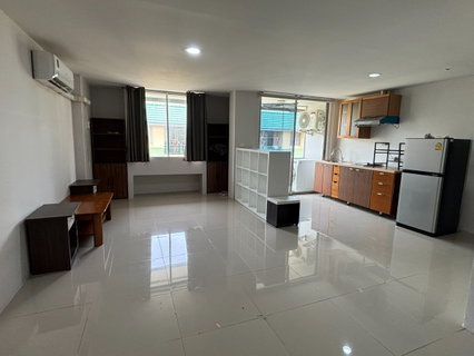 รูปภาพ ปล่อยเช่า ห้องใหญ่ คอนโดพาร์คแลนด์ บางนา