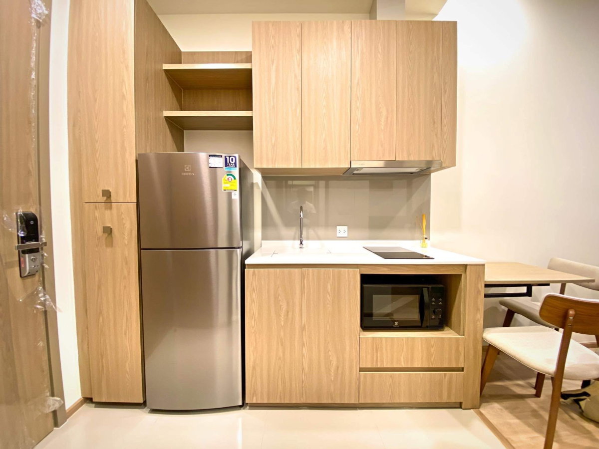 picture 🔥 For Sale – Centric Ratchayothin | 1 Bedroom Plus Condo | High Floor with Beautiful View - 4/11