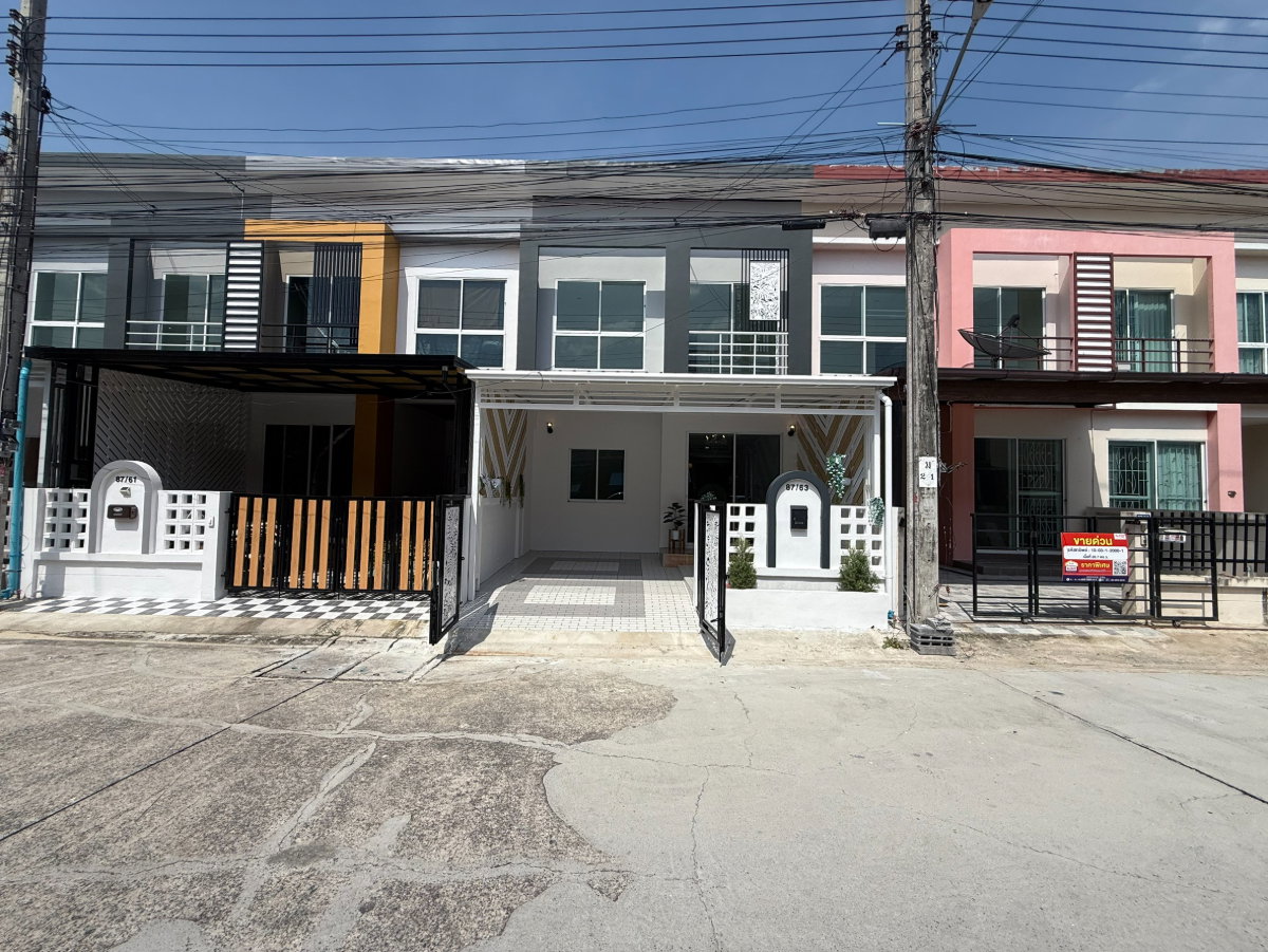 รูป ทาวน์เฮาส์2ชั้น ต้นซอย รีโนเวทใหม่ ทำเลดี ม.เพ็ญศิริ4 ซ.เลียบวารี25/1 คู้ขวา หนองจอก มีเฟอร์นิเจอร์พร้อมอยู่ - รูปที่ 3/32