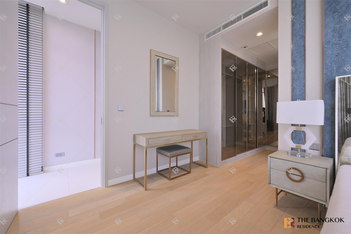 picture Luxury Unit, Ready for You Without the Wait Vittorio Sukhumvit 39 near BTS Phrom Phong - 2/10