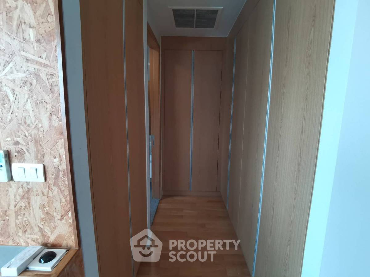 picture 21st-Floor 3-BR Millennium Residence @ Sukhumvit, BTS Asoke (ID 511540) - 12/16